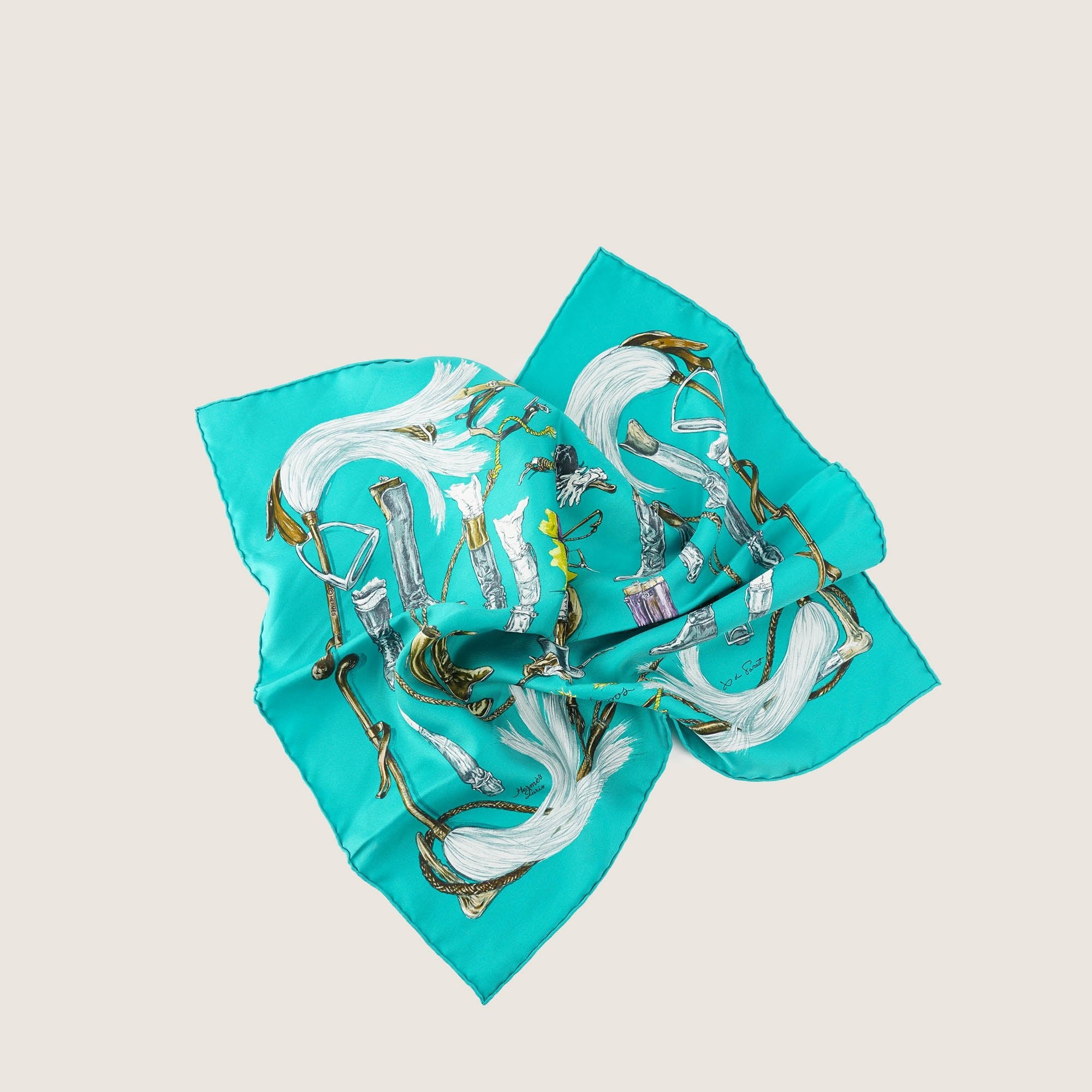A Propos De Bottes Scarf - HERMÈS - Affordable Luxury