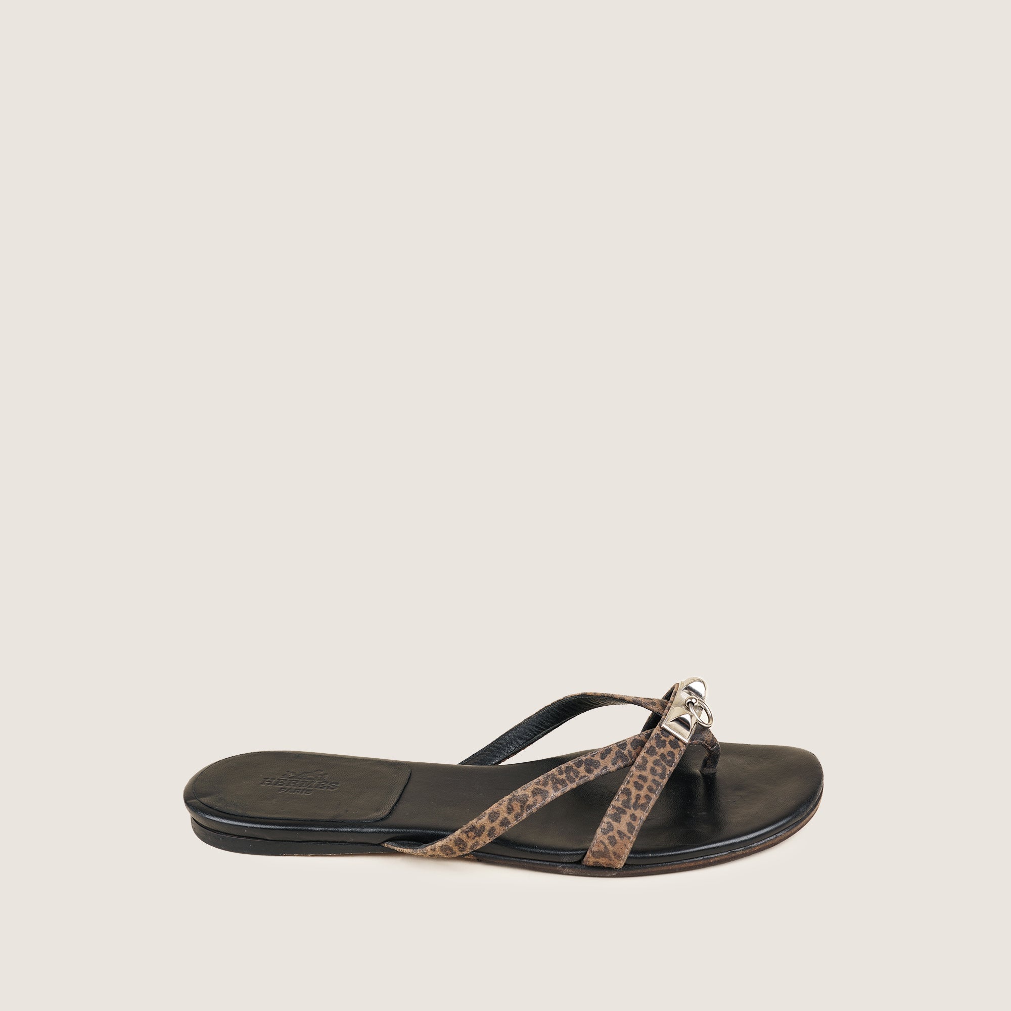 Collier De Chien Sandals - HERMÈS - Affordable Luxury
