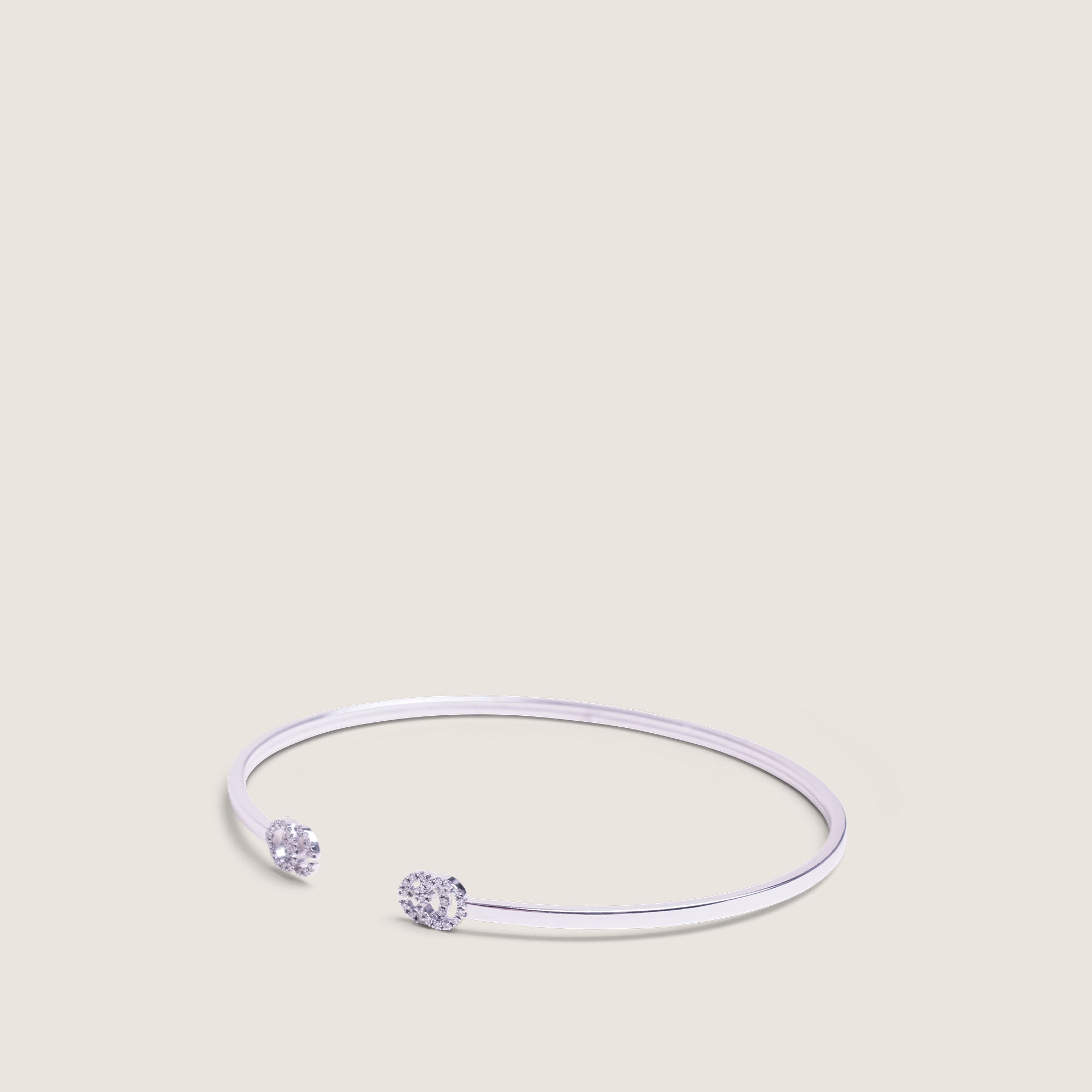 GG Running Cuff 18k White Gold/Diamonds - GUCCI - Affordable Luxury