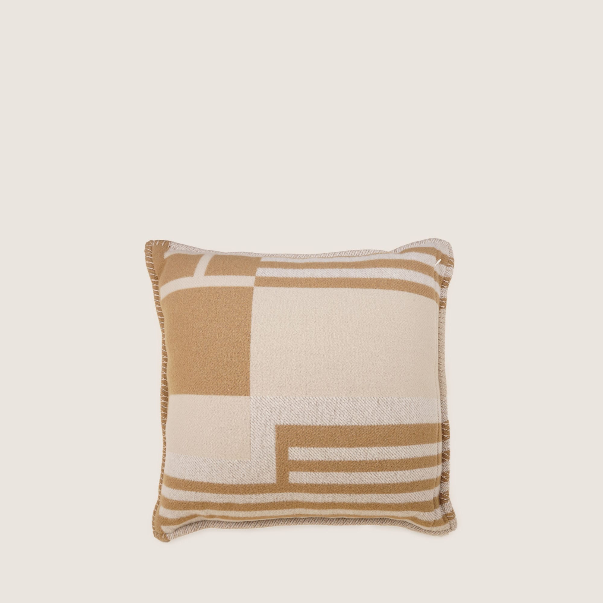 Ithaque Pillow - HERMÈS - Affordable Luxury