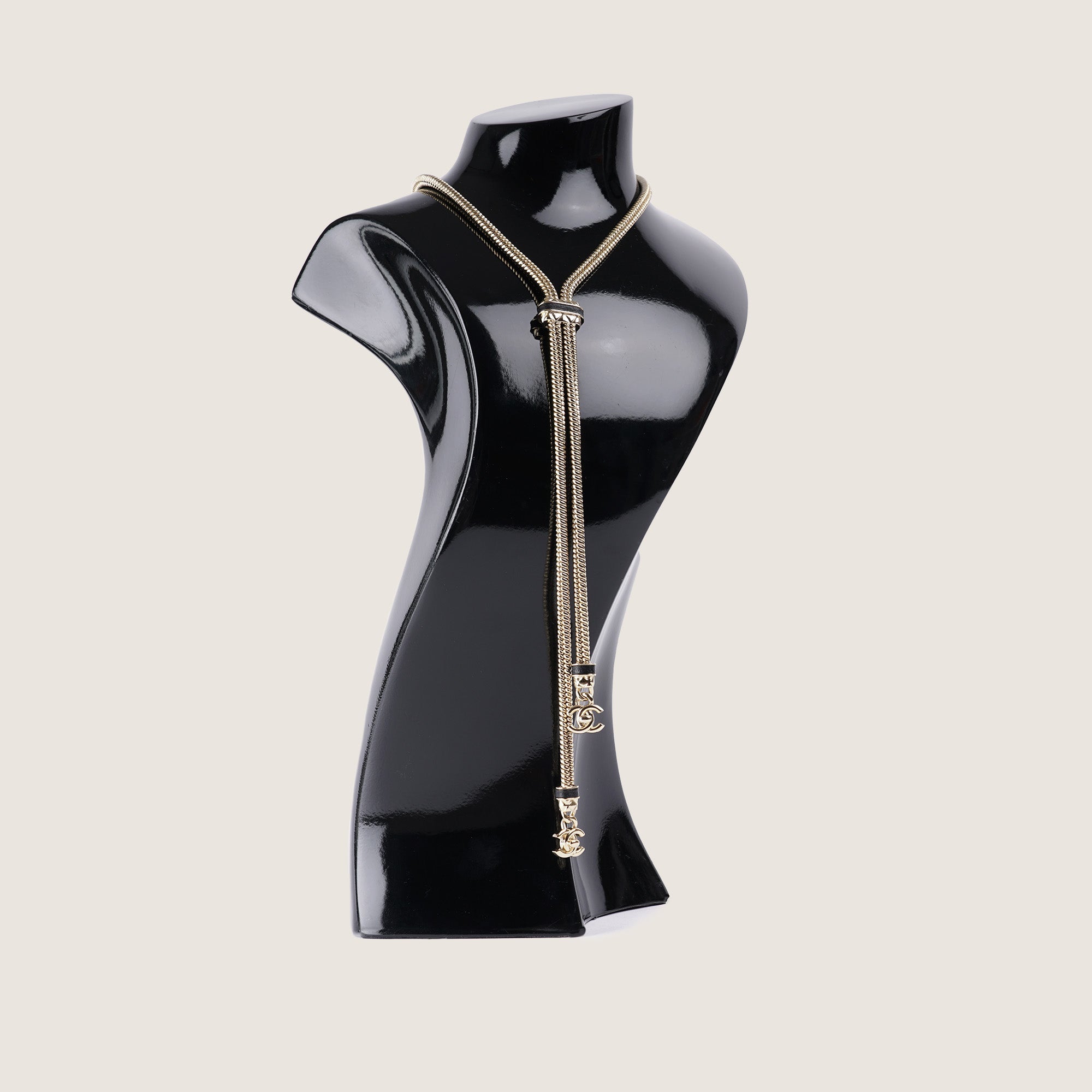 Long CC Necklace - CHANEL - Affordable Luxury