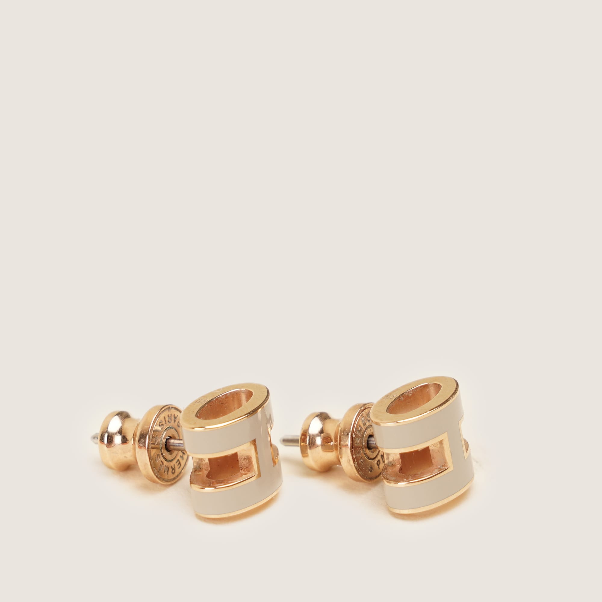 Pop H Earrings - HERMÈS - Affordable Luxury