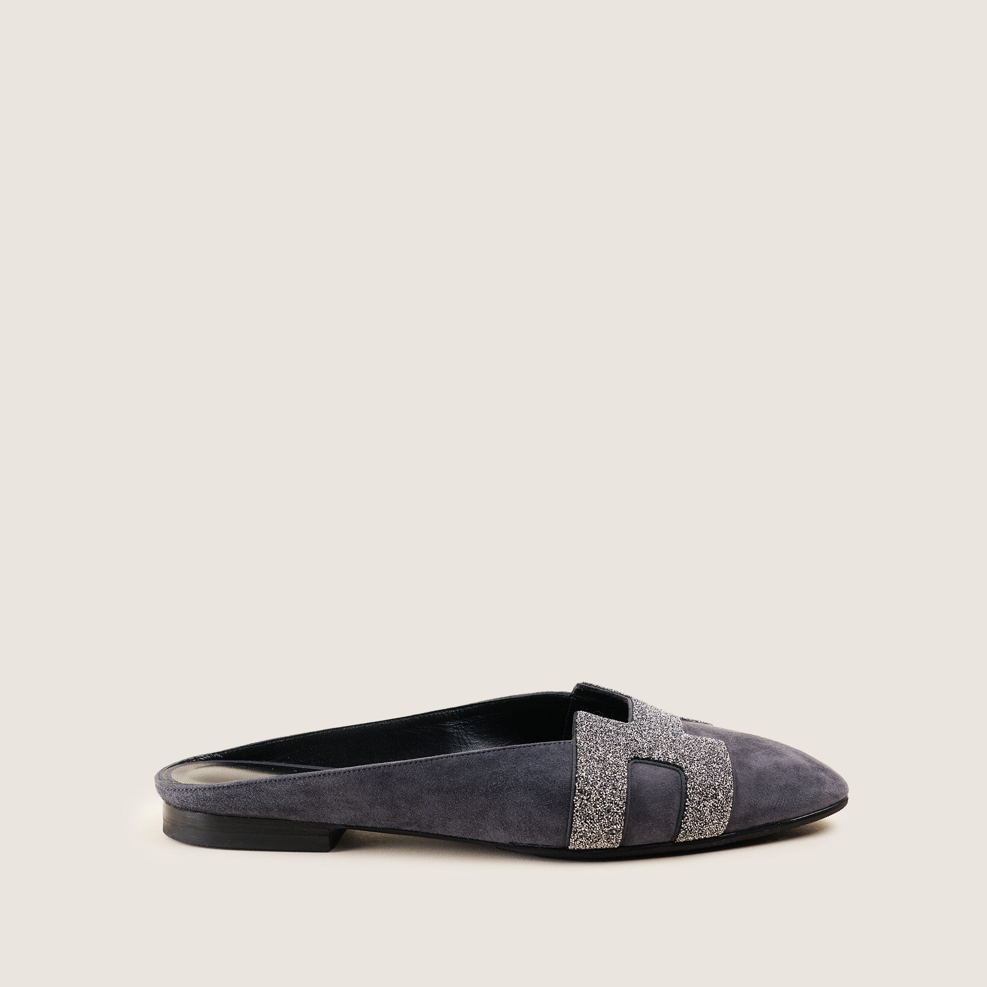 Roxane Mule 39 - HERMÈS - Affordable Luxury