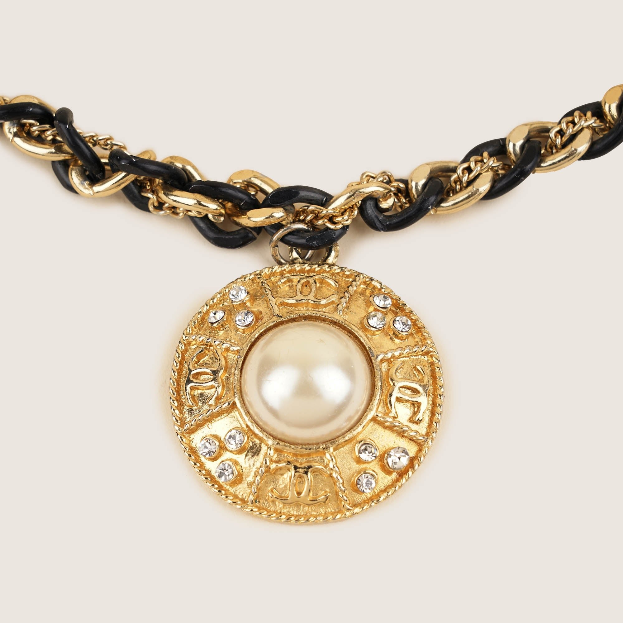 Vintage Medallion Choker Necklace - CHANEL - Affordable Luxury